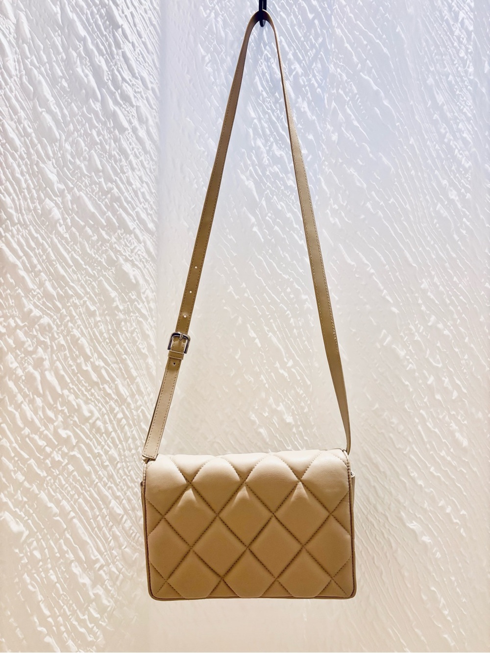 H&M Quilted Shoulder Crossbody Bag in Taupe - Picture 2 of 5
